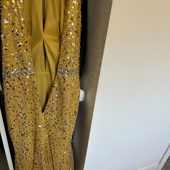 Yellow Halter Long Mermaid Prom Party Dress with Glitter Beadings - Picture 3 of 5